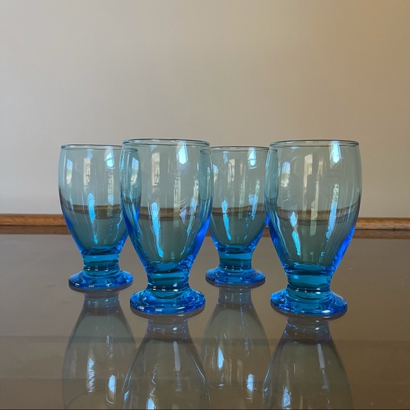 SOLD-Set of 4 Footed Teardrop Cobalt Drinking Glasses - Picture 5 of 6